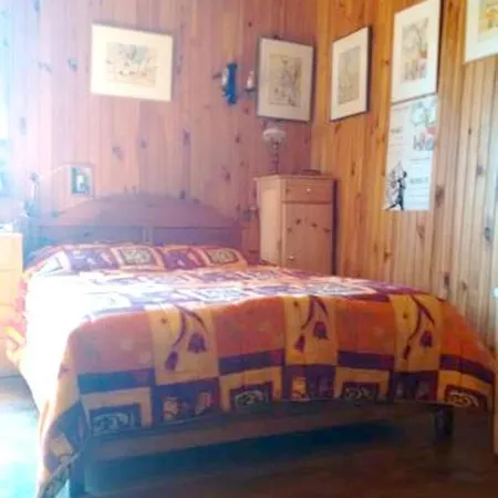 Дом отдыха Maison Spacieuse A St Constant Fournoules Avec Jardin *